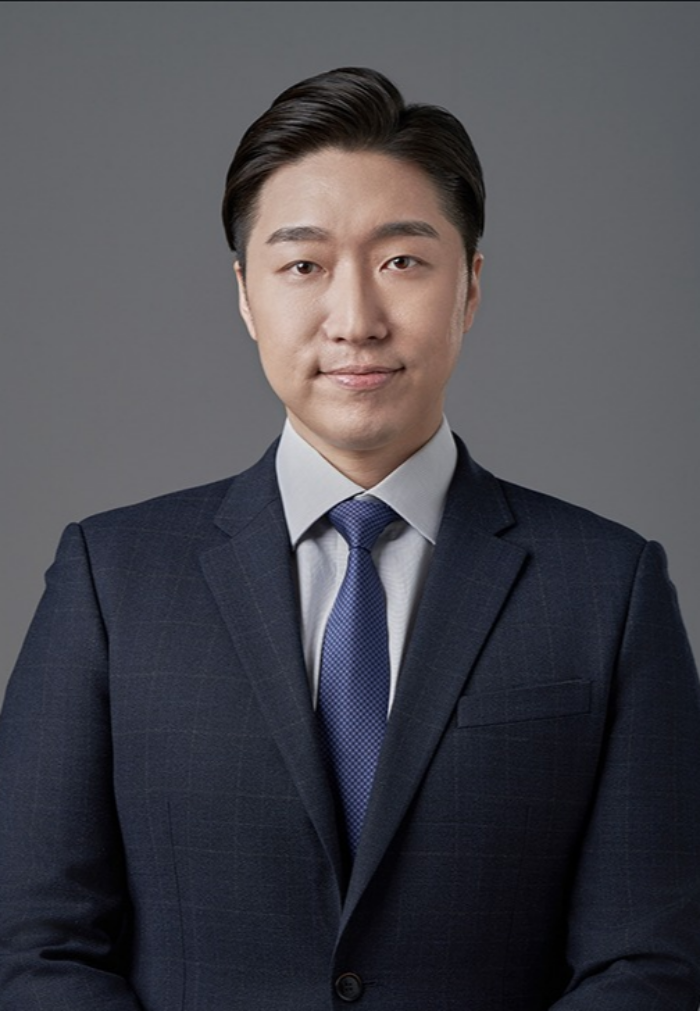 김용만